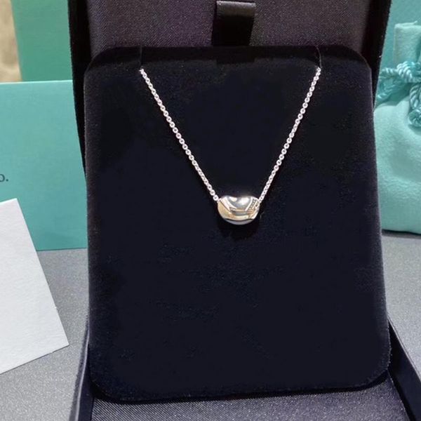 chains 2021 high-quality tif 1:1 simple little bean necklace classic luxury jewelry fashion brand women gift, Silver
chains 2021 high-quality tif 1:1 simple little bean necklace classic luxury jewelry fashion brand women gift, Silver