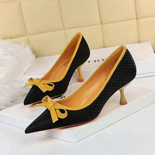 dress shoes korean fashion wine glasses and high-heeled woven shallow pointy color matching bow joker women's, Black
dress shoes korean fashion wine glasses and high-heeled woven shallow pointy color matching bow joker women's, Black
