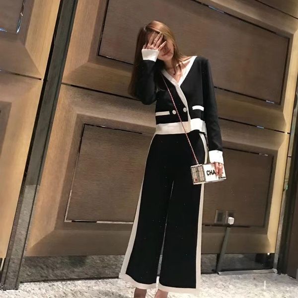 legant v neck long sleeved loose knitted sweater crop wide leg ankle length pants 2021 womens spring casual knitting suits, Gray
legant v neck long sleeved loose knitted sweater crop wide leg ankle length pants 2021 womens spring casual knitting suits, Gray
