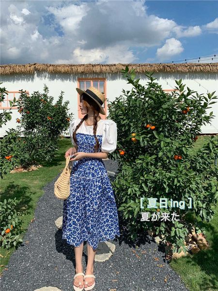 foam korean sleeve stitching fake two piec floral drs elastic waist long style skirt, Black;gray
foam korean sleeve stitching fake two piec floral drs elastic waist long style skirt, Black;gray