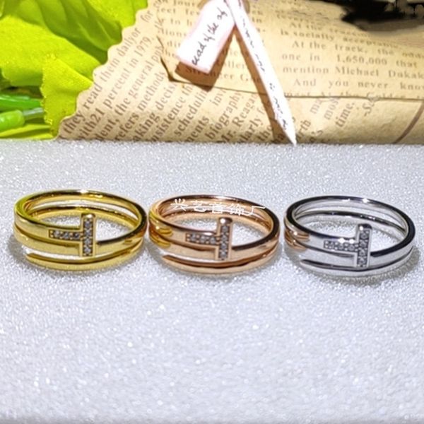 design jewelry new titanium steel layer couple simple fashion pair ring wedding gift, Silver
design jewelry new titanium steel layer couple simple fashion pair ring wedding gift, Silver