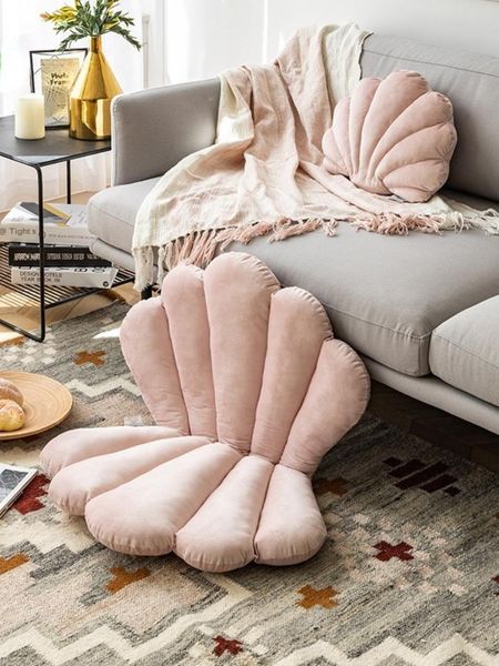 cushion/decorative pillow nordic wind unique shell shape cushion office seat lumbar support car waist bed headrest velvet fabric
cushion/decorative pillow nordic wind unique shell shape cushion office seat lumbar support car waist bed headrest velvet fabric