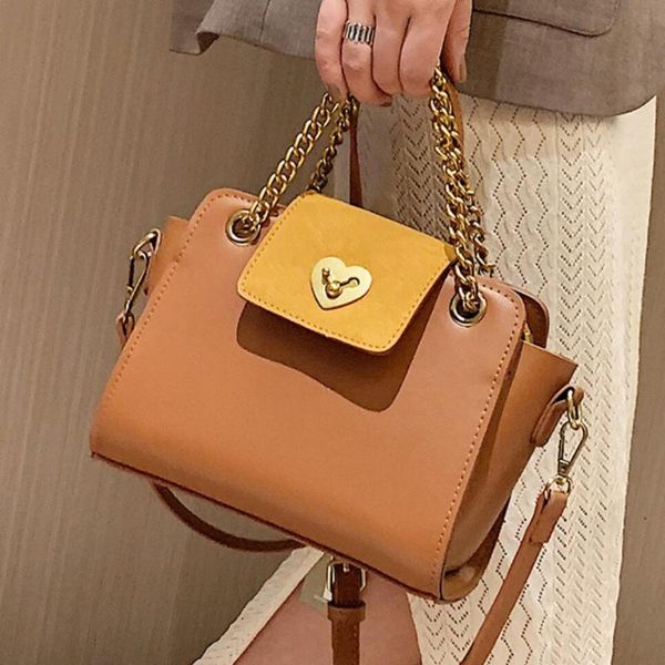 cross body vintage chain tote bag 2021 fashion pu peather women's designer handbag capacity shoulder messenger
cross body vintage chain tote bag 2021 fashion pu peather women's designer handbag capacity shoulder messenger
