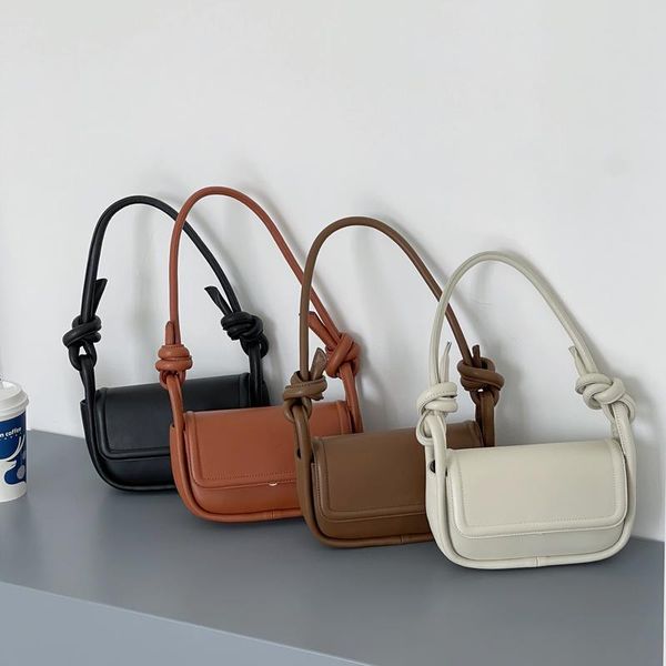 evening bags 2021 small female baguette bag luxury handbags women's korean designer ladies shoulder knotted straps whole sale
evening bags 2021 small female baguette bag luxury handbags women's korean designer ladies shoulder knotted straps whole sale
