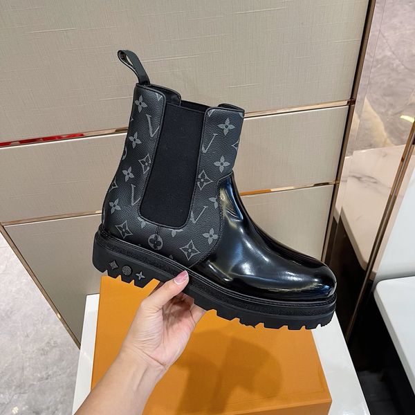 2021 new shoes ace sneakers luxury designer embroidered white tiger bee brand genuine leather mens sneake casual b38, Black
2021 new shoes ace sneakers luxury designer embroidered white tiger bee brand genuine leather mens sneake casual b38, Black