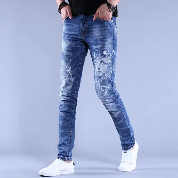 2021 new male fashion men's camouflage stitching jeans print high-end casual slim denim pants straight trousers ioeu, Blue
2021 new male fashion men's camouflage stitching jeans print high-end casual slim denim pants straight trousers ioeu, Blue
