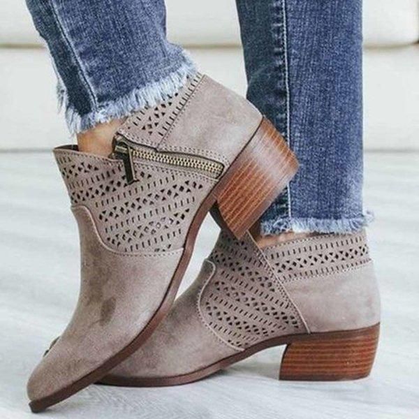 boots women ankle chaussure low heels booties plus size vintage pu leather warm gladiator shoes woman zapatos mujer sapato d2202, Black
boots women ankle chaussure low heels booties plus size vintage pu leather warm gladiator shoes woman zapatos mujer sapato d2202, Black