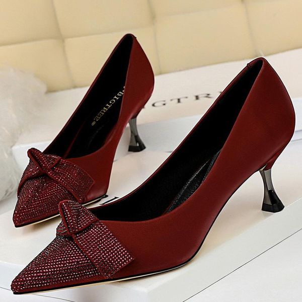 dress shoes rhinestone kitten heels elegant high bowknot woman pumps women wedding female 5.5 cm, Black
dress shoes rhinestone kitten heels elegant high bowknot woman pumps women wedding female 5.5 cm, Black