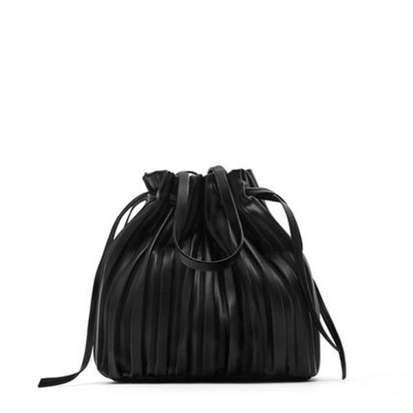 cross body designer pleated cuff crossbody bags for women mini women's handbag 2021 retro brand bucket bag lady clutch purse
cross body designer pleated cuff crossbody bags for women mini women's handbag 2021 retro brand bucket bag lady clutch purse