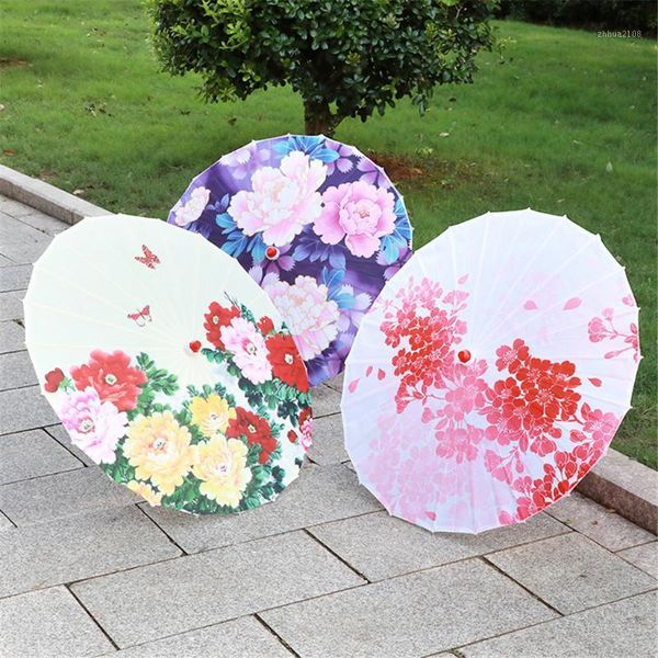 umbrellas chinese silk cloth umbrella handmade classical style oil paper umbrel for artwork decoration furniture1
umbrellas chinese silk cloth umbrella handmade classical style oil paper umbrel for artwork decoration furniture1
