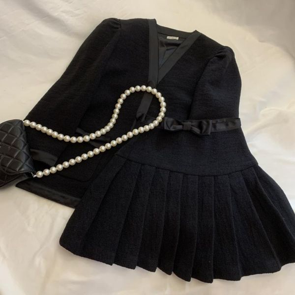 women's vests mi2021 , huani bowknot double pocket coat, with pleated a-word half skirt, exquisite impeccable, version of the very yuan, Black;white
women's vests mi2021 , huani bowknot double pocket coat, with pleated a-word half skirt, exquisite impeccable, version of the very yuan, Black;white