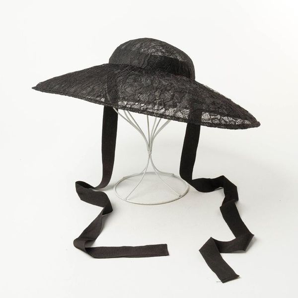 lace braids retro style shallow sunshade hat with large eaves outdoor bask in modelling big brim wide hats, Blue;gray
lace braids retro style shallow sunshade hat with large eaves outdoor bask in modelling big brim wide hats, Blue;gray
