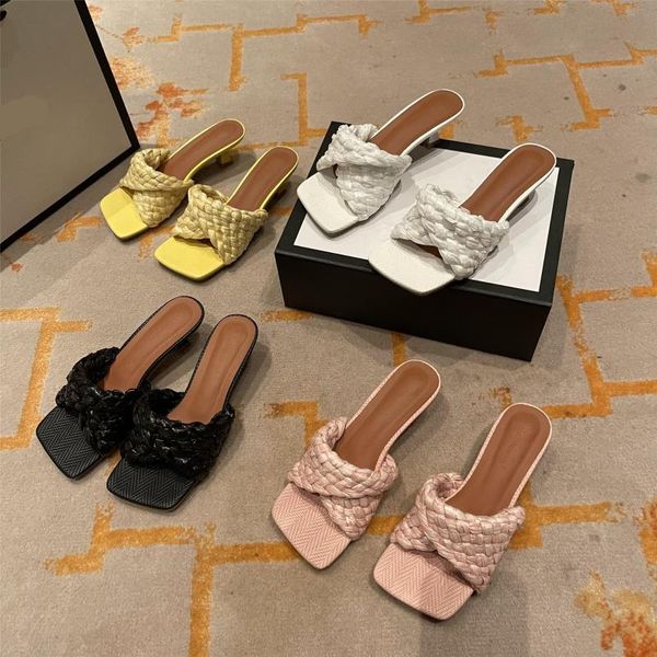 slippers med low shallow casual high-heeled shoes lady slides slipers women luxury soft 2021 fabric pu scandals fashion rubber, Black
slippers med low shallow casual high-heeled shoes lady slides slipers women luxury soft 2021 fabric pu scandals fashion rubber, Black