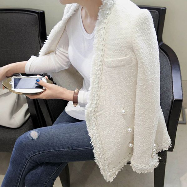 2021 new autumn winter korean style casual woolen tweed coat long sleeve slim tassel pearl button elegant runway ol jacket women tmjl, Black;brown
2021 new autumn winter korean style casual woolen tweed coat long sleeve slim tassel pearl button elegant runway ol jacket women tmjl, Black;brown