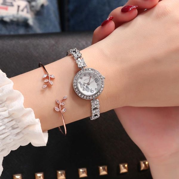 wristwatches 2021 rhinestone rose gold watches women stainless steel bracelet diamante quartz watch dress female hours, Slivery;brown
wristwatches 2021 rhinestone rose gold watches women stainless steel bracelet diamante quartz watch dress female hours, Slivery;brown