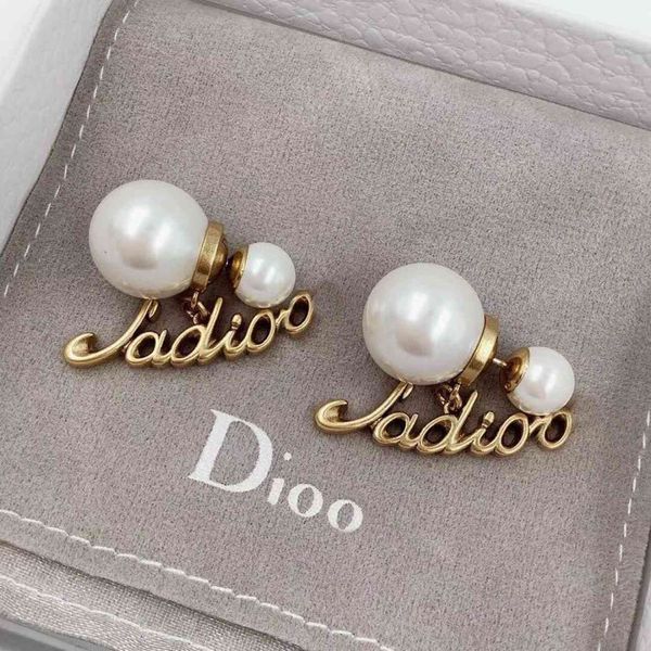 special offer 70% off luxury jewelry letter pearl 2021 brass fashion earrings 925 silver needle earrings for women, Golden;silver
special offer 70% off luxury jewelry letter pearl 2021 brass fashion earrings 925 silver needle earrings for women, Golden;silver
