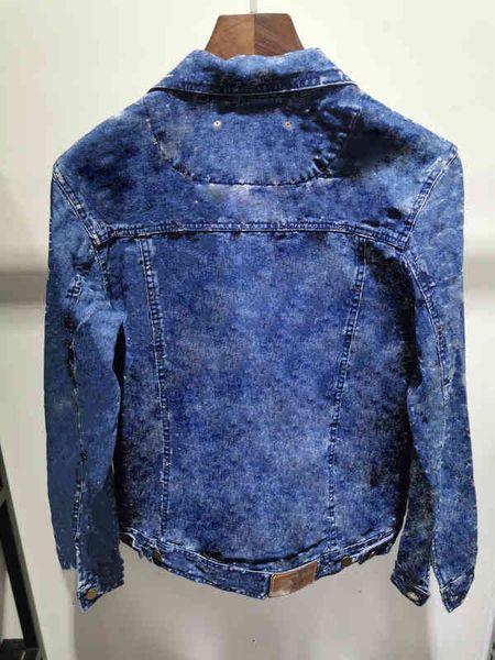 men's jackets denim jacket 21ss mens flower printing t shirts printed blue dark jacquard clothes long sleeve letters 9ref, Black;brown
men's jackets denim jacket 21ss mens flower printing t shirts printed blue dark jacquard clothes long sleeve letters 9ref, Black;brown