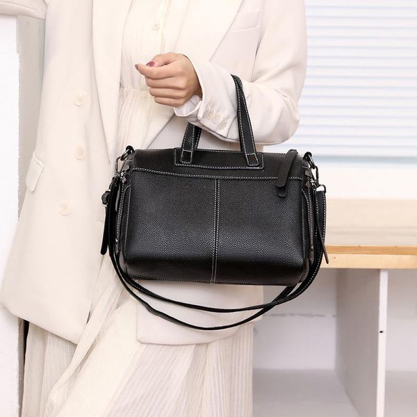 2021 shoulder messenger bag female bag handbag lady pu lady large capacity boston retro pillow
2021 shoulder messenger bag female bag handbag lady pu lady large capacity boston retro pillow