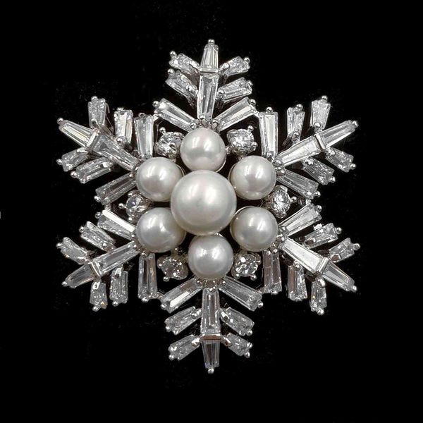 winter holiday jewelry buaguette cut cz cluster mother of pearls snowflake brooch snow flower pin or women coat dressy clothes, Gray
winter holiday jewelry buaguette cut cz cluster mother of pearls snowflake brooch snow flower pin or women coat dressy clothes, Gray