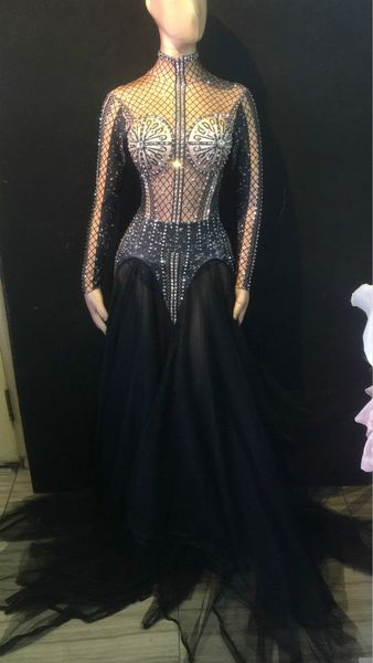 new glisten long sleeve rhinestone black voile long dress women nightclub performance outfit graceful evening prom party dresses, Black;red
new glisten long sleeve rhinestone black voile long dress women nightclub performance outfit graceful evening prom party dresses, Black;red