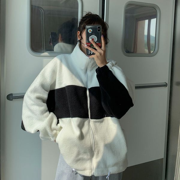 2021 new winter loose fashion stand-up collar polar fleece long-sleeved female college style stitching jacket qtut, Black
2021 new winter loose fashion stand-up collar polar fleece long-sleeved female college style stitching jacket qtut, Black