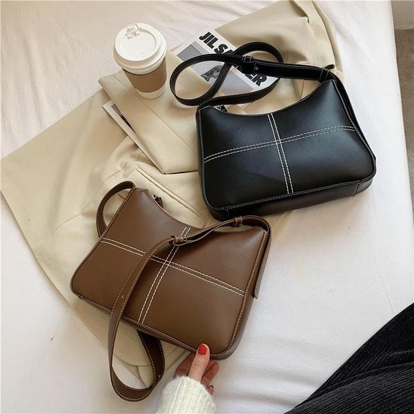 cross body retro small bag women's autumn winter 2021 fashion versatile ins messenger water bucket shoulder
cross body retro small bag women's autumn winter 2021 fashion versatile ins messenger water bucket shoulder