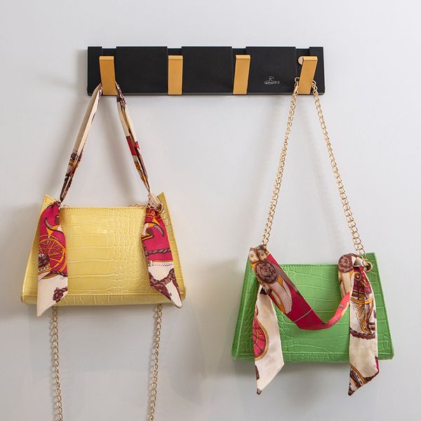 pu fashion women bags 2020 new crocodile pattern shoulder bag wild silk scarf handbag mobile phone bag lady diagonal bag, Black;red
pu fashion women bags 2020 new crocodile pattern shoulder bag wild silk scarf handbag mobile phone bag lady diagonal bag, Black;red