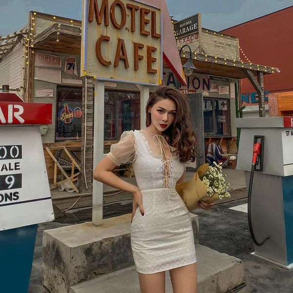 casual dresses le palais vintage 2021 embroidery lace-up white french sleeveless above knee square collar woman dress, Black;gray
casual dresses le palais vintage 2021 embroidery lace-up white french sleeveless above knee square collar woman dress, Black;gray