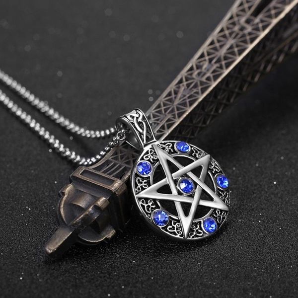 pendant necklaces men inlaid blue zircon star round hollow necklace fashion personality wild exquisite hip-hop jewelry, Silver
pendant necklaces men inlaid blue zircon star round hollow necklace fashion personality wild exquisite hip-hop jewelry, Silver