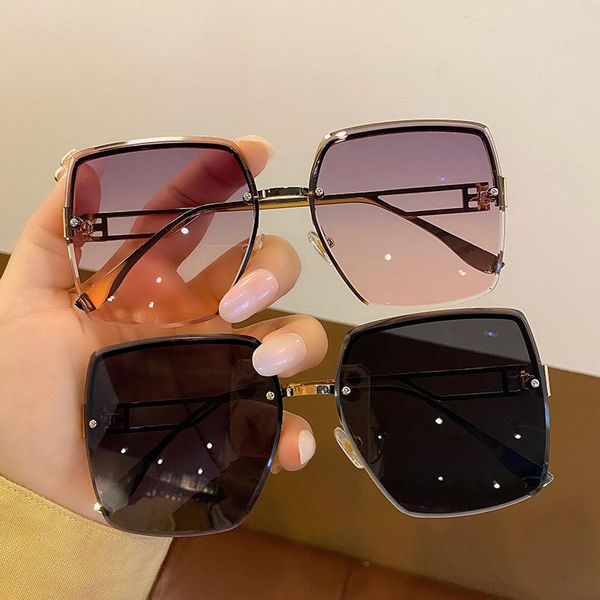 sunglasses 2021 fashion square oversized women vintage luxury rimless for female big frame gradient mirror metal de sol, White;black
sunglasses 2021 fashion square oversized women vintage luxury rimless for female big frame gradient mirror metal de sol, White;black