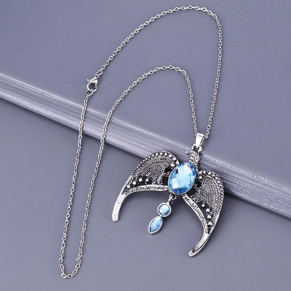 pendant necklaces eagle crown necklace diadem queen blue crystal vintage retro steampunk exaggerate antique silver color jewelry
pendant necklaces eagle crown necklace diadem queen blue crystal vintage retro steampunk exaggerate antique silver color jewelry