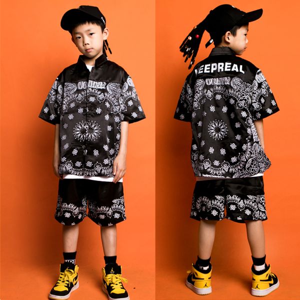 children hip hop street dance clothes fashion print boys girls black short sleeved kids catwalk costumes stage wear vdb2239, Black;red
children hip hop street dance clothes fashion print boys girls black short sleeved kids catwalk costumes stage wear vdb2239, Black;red