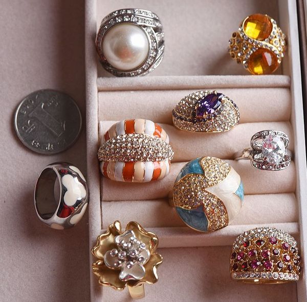 wholesale 6pairs/lots more style crystal jewelry storne 925 silver diamond lady's rings (random) 2.bnew, Golden;silver
wholesale 6pairs/lots more style crystal jewelry storne 925 silver diamond lady's rings (random) 2.bnew, Golden;silver