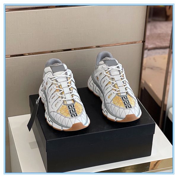 2021ss luxury designer men sneakers leisure shoes true leather sneakers comfortable 6 colors ace shoe walking sports trainers size 38-46, Black
2021ss luxury designer men sneakers leisure shoes true leather sneakers comfortable 6 colors ace shoe walking sports trainers size 38-46, Black