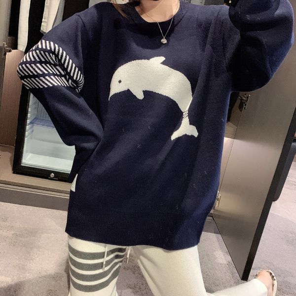 autumn and winter 2021 new tb style outer casual loose lazy sweater round neck dolphin pullover sweater, White;black
autumn and winter 2021 new tb style outer casual loose lazy sweater round neck dolphin pullover sweater, White;black
