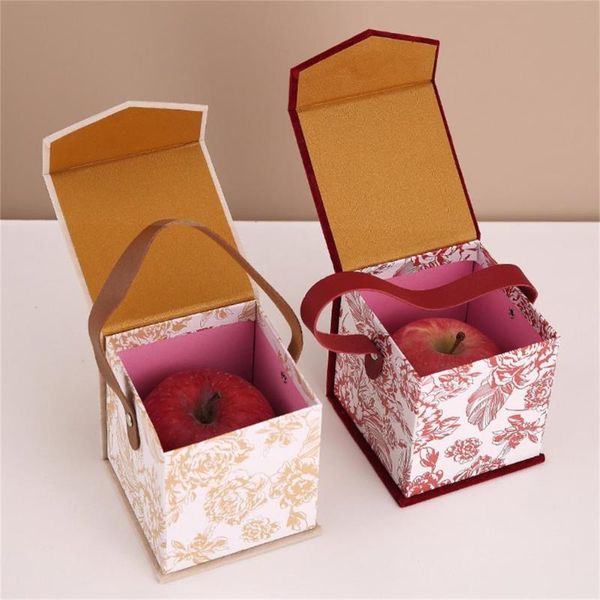 christmas decorations dropchristmas decoration candy boxes wear resistant packaging box for a gift
christmas decorations dropchristmas decoration candy boxes wear resistant packaging box for a gift