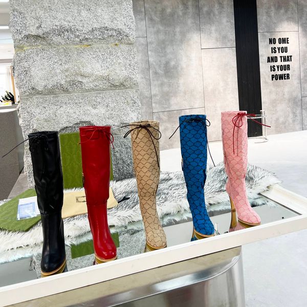 2021 fur snow luxury designer women's winter australia boots classic over the knee semi-long foot leather size 35-42, Black
2021 fur snow luxury designer women's winter australia boots classic over the knee semi-long foot leather size 35-42, Black