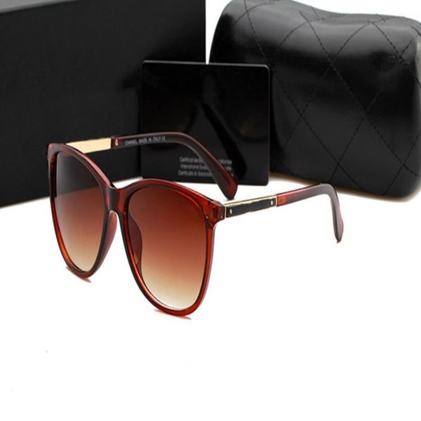 colors, sunglass fashi designer luxury gradient 1926, oval,polarizers, plastic frame, ladies resistance, uv ladies fashion sunglass benv, White;black
colors, sunglass fashi designer luxury gradient 1926, oval,polarizers, plastic frame, ladies resistance, uv ladies fashion sunglass benv, White;black