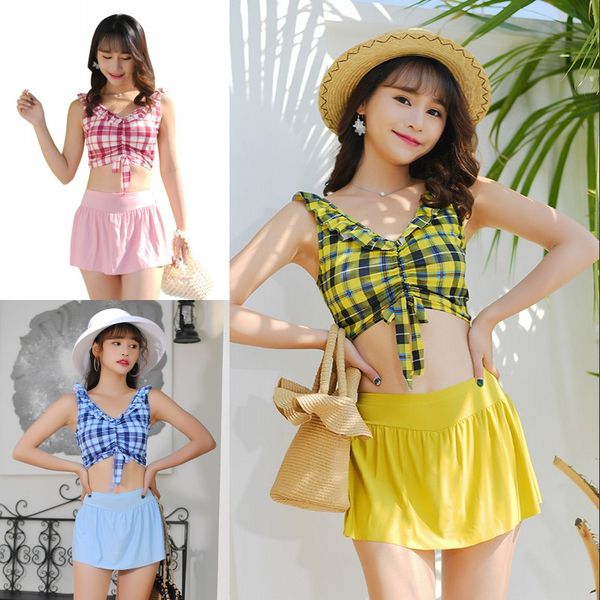 swimsuit woman split body appeal shows thin fragrant wind new spring skirt swimsuit korean broken flower two-piece set 407 x2
swimsuit woman split body appeal shows thin fragrant wind new spring skirt swimsuit korean broken flower two-piece set 407 x2