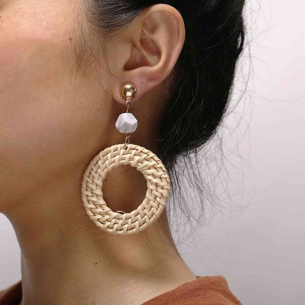 ear accessories creative knitting round wooden earrings beige earrings, Golden
ear accessories creative knitting round wooden earrings beige earrings, Golden