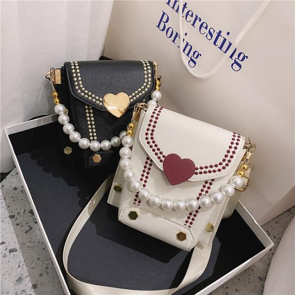 wide shoulder strap cell phone bag women's 2021 new textured rivet shoulder crossbody small square bucket bags for women
wide shoulder strap cell phone bag women's 2021 new textured rivet shoulder crossbody small square bucket bags for women