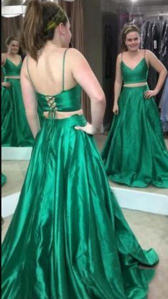new green 2021 evening es with spaghetti straps satin a line corset back two pieces prom formal gowns vestidos de festa vr9b, Black;red
new green 2021 evening es with spaghetti straps satin a line corset back two pieces prom formal gowns vestidos de festa vr9b, Black;red