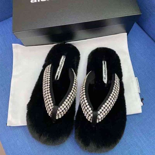 slippers senhoras europeias e americanas outono/inverno novo estilo strass exterior usar chinelos de pele plana lg7l, Black
slippers senhoras europeias e americanas outono/inverno novo estilo strass exterior usar chinelos de pele plana lg7l, Black