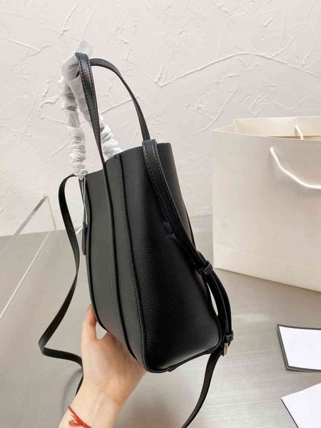 designer handbag 2021 louisbags_18 saddle bag felicie marmont onthego mini backpack purse dingdanduoduo888 marc snapsbags ginal inner world
designer handbag 2021 louisbags_18 saddle bag felicie marmont onthego mini backpack purse dingdanduoduo888 marc snapsbags ginal inner world