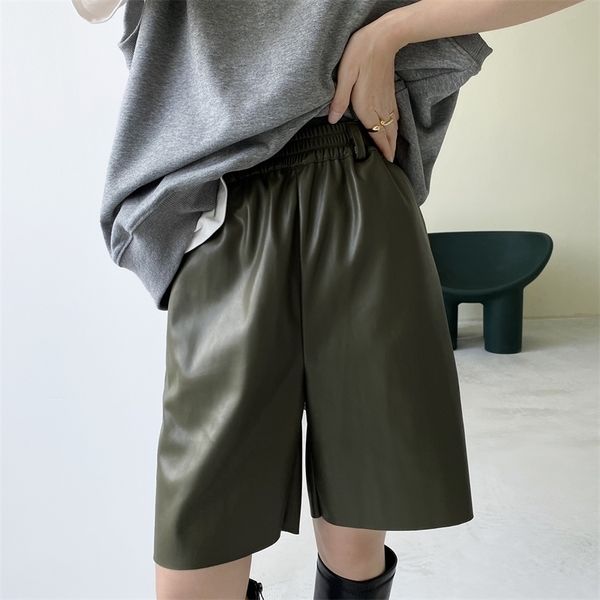 yeeloca autumn pu leather shorts women's casual high waist slimming cropped trousers korean outerwear loose straight shorts 210317, White;black
yeeloca autumn pu leather shorts women's casual high waist slimming cropped trousers korean outerwear loose straight shorts 210317, White;black