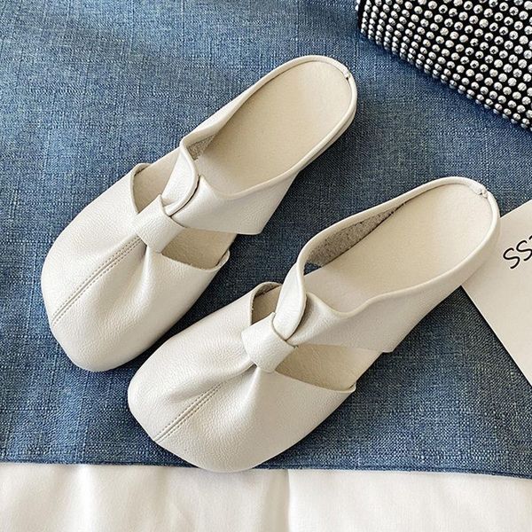 slippers 2021 summer soft-soled sandals and non-slip beef tendon soles outer wear baotou elegant retro middle-aged women shoes, Black
slippers 2021 summer soft-soled sandals and non-slip beef tendon soles outer wear baotou elegant retro middle-aged women shoes, Black