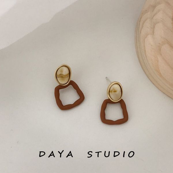 925 silver needle geometric irregular square acetic acid earrings for women luxurys designers jewelry, Golden;silver
925 silver needle geometric irregular square acetic acid earrings for women luxurys designers jewelry, Golden;silver