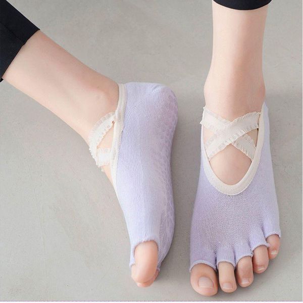 sports socks 2021 temperament yoga summer cross straps half-finger five-finger young girl dance hole gym fitness, Black
sports socks 2021 temperament yoga summer cross straps half-finger five-finger young girl dance hole gym fitness, Black