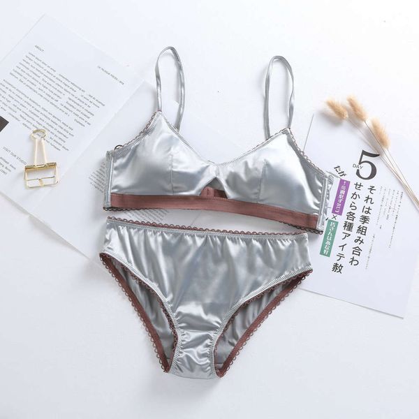 six rabbit satin comfortable no steel ring thin cotton pad french style bralette underwear bra set 18, Red;black
six rabbit satin comfortable no steel ring thin cotton pad french style bralette underwear bra set 18, Red;black