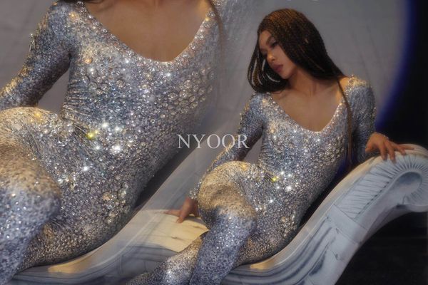 sparkly crystals jumpsuit long sleeve women party birthday rhinestones rompers club bar dance outfit performance clothing, Black;red
sparkly crystals jumpsuit long sleeve women party birthday rhinestones rompers club bar dance outfit performance clothing, Black;red